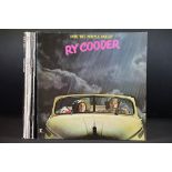 Vinyl - 12 Ry Cooder LPs to include Into The Purple Valley, Chicken Skin Music, Borderline, Jazz,