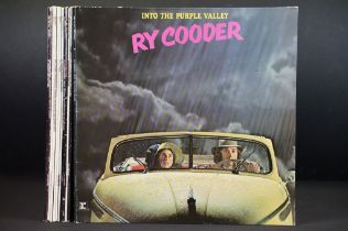 Vinyl - 12 Ry Cooder LPs to include Into The Purple Valley, Chicken Skin Music, Borderline, Jazz,
