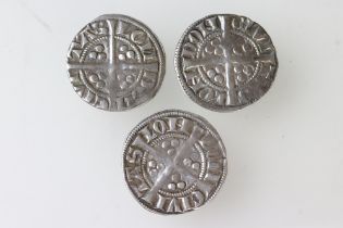 A collection of three British King Edward I hammered silver long cross penny coins. (c.1272-1307).