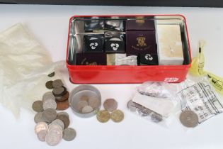 A Small Collection Of British And World Coins To Include Commemoative Examples.