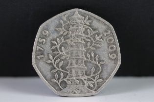 A British Queen Elizabeth II 2009 Kew Gardens 50p Coin In Circulated Condition.