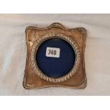 Another photo frame with a circular aperture, 6" high, Birmingham 1908 by IM?