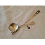 A three pronged pickle fork, Sheffield 1921 and a jam spoon also 1921, 55g