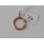 A Victorian large 9ct rose gold jump ring/pendant 2g