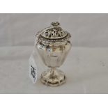 A William IV pepper caster with flower finial, 3.5" high, London 1835 by script JH, 73g
