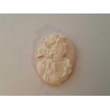 Antique unmounted cameo of a Victorian lady, 44 x 33 mm
