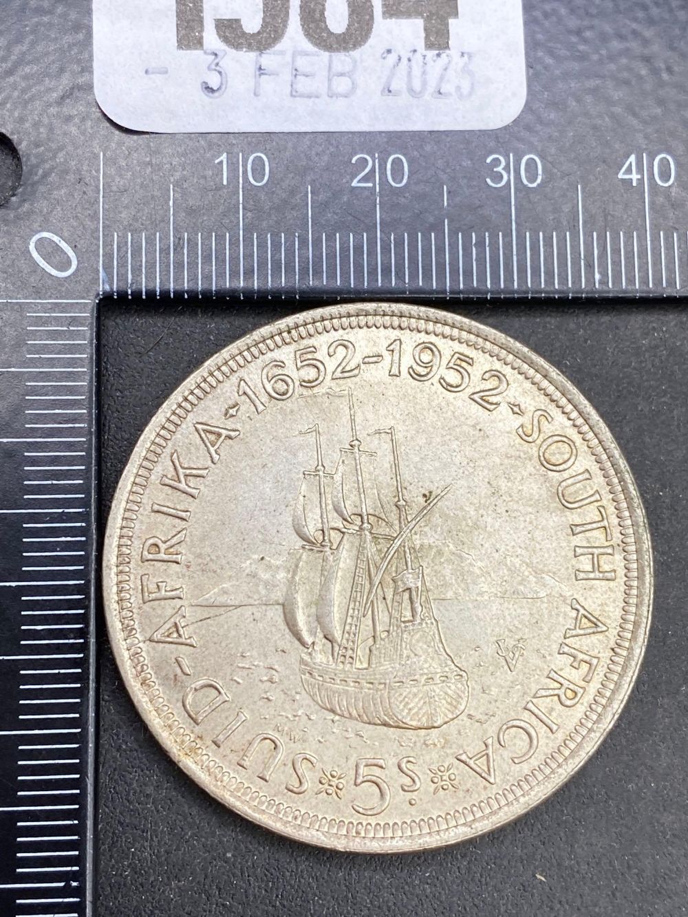 South Africa crown 1952 - Image 2 of 2