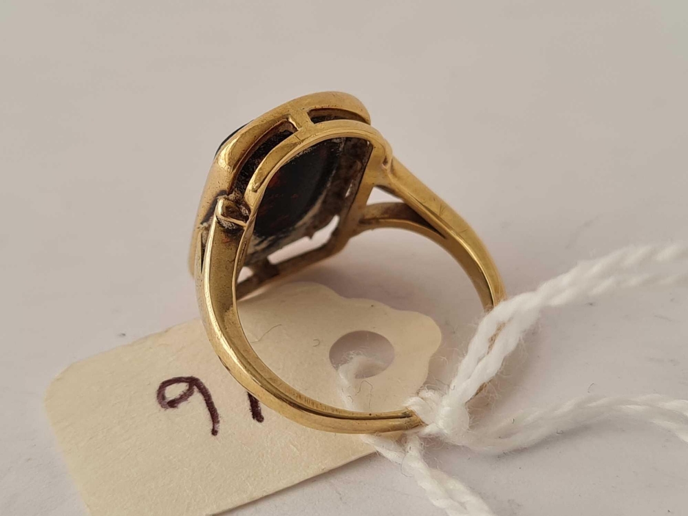 A ANTIQUE SEAL RING 18CT GOLD SIZE K 4.3 GMS - Image 4 of 4