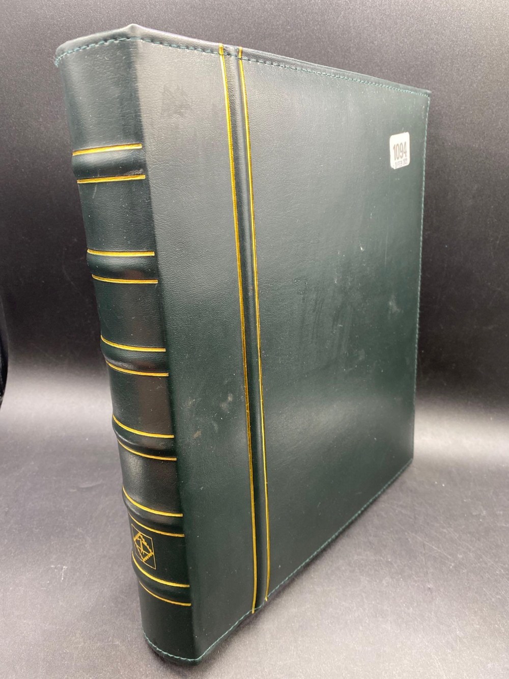 COMMONWEALTH – A good lighthouse binder of part sets m & used inc m/ sheets GB, C.1s. Etc