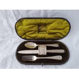A boxed Victorian four piece Christening set cast with bird motif's, London 1900 by FH