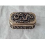 An octagonal pill box, hinged cover with a dragon, 2" wide