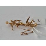 A pretty Victorian double swallow pearl brooch 15ct gold 3.7 gms