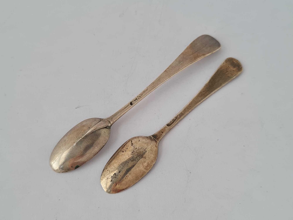 Two early George III snuff spoons, hanoverian pattern, one by WS? - Image 2 of 3