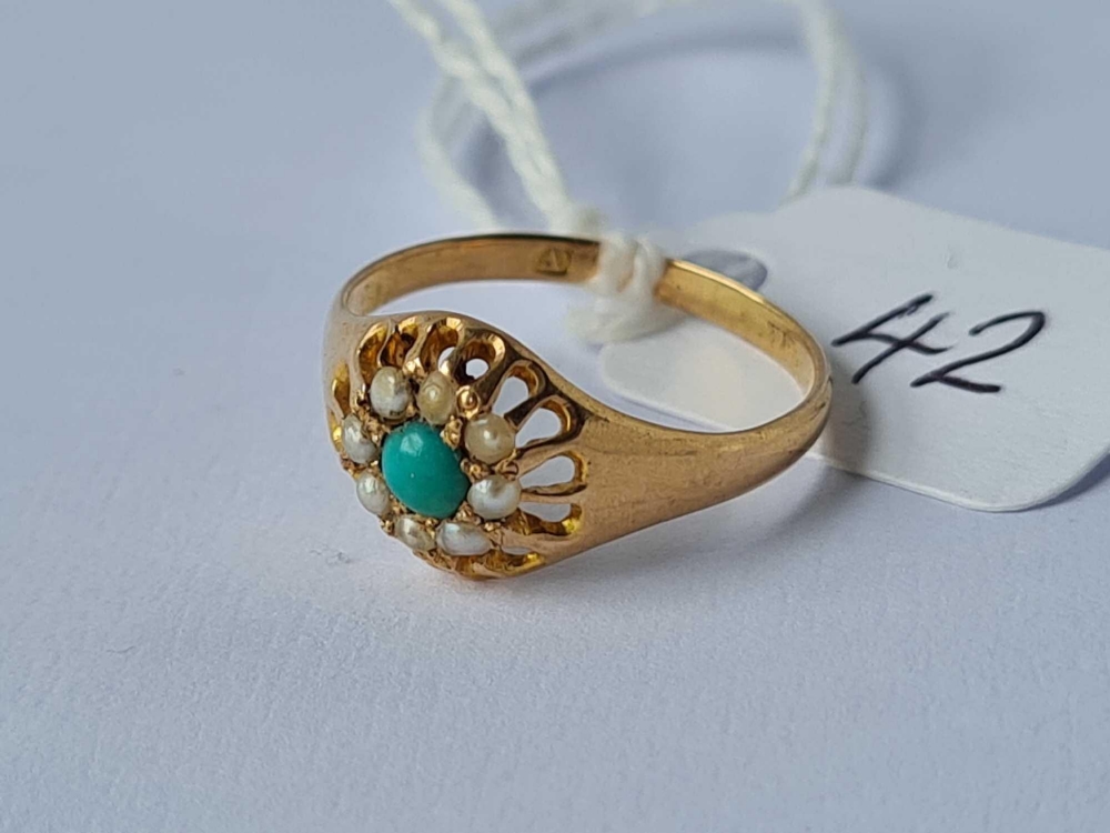 A antique turquoise and pearl ring 18ct gold size K - Image 2 of 3