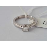 A WHITE GOLD PRINCESS CUT SOLITAIRE DIAMOND RING 18CT GOLD SIZE K 3.3 GMS DIAMOND 0.30 CARATS