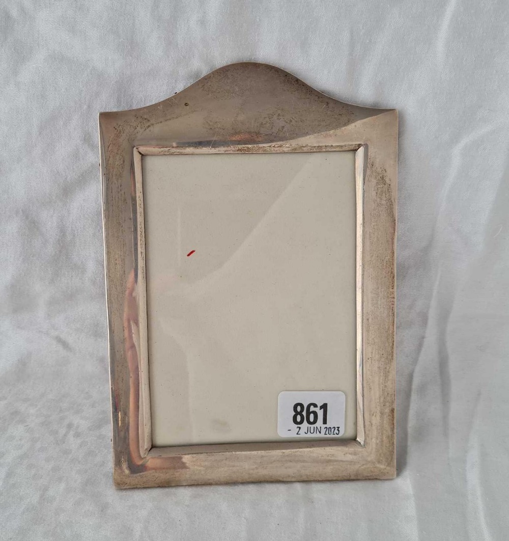 A good plain arched top photo frame (no easel back), 7.5" high, Birmingham 1910 by LF