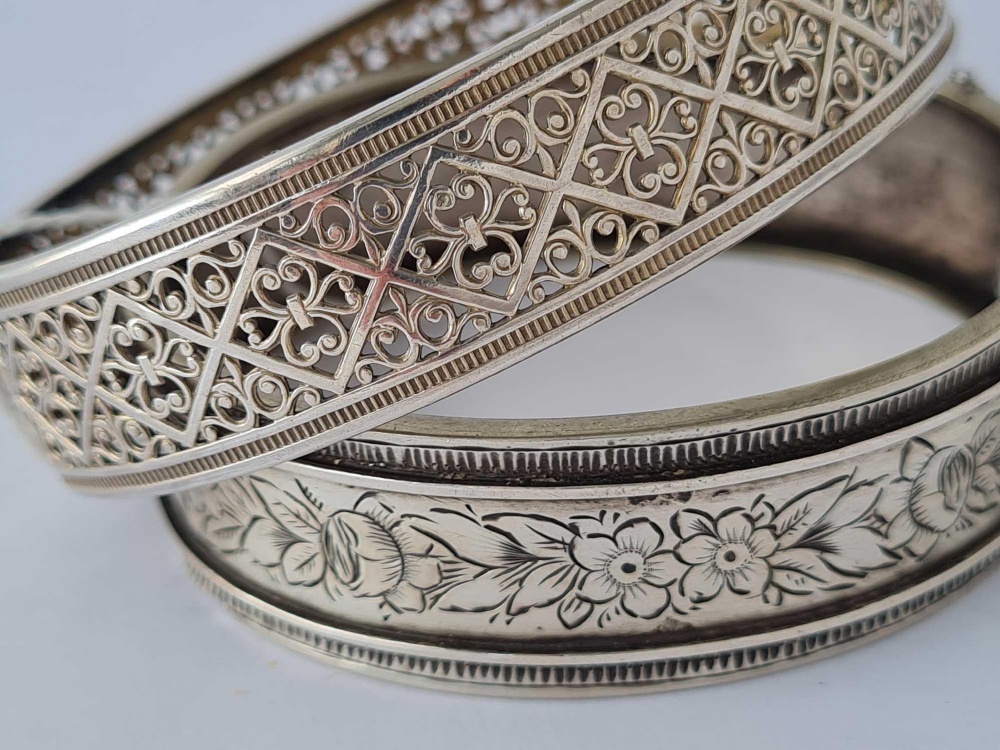 Two white metal wide bracelets - Image 2 of 2