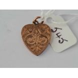 A Victorian engraved heart pendant 9ct, 1.9 g