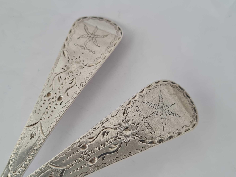 A pair of George III bright cut crested table spoons, London 1795, 115 g. - Image 2 of 4