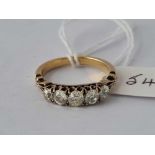 A VICTORIAN OLD CUT DIAMOND FIVE STONE RING APPROX 1.20 CT 18CT GOLD SIZE M 4 GMS