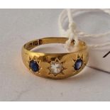 A Victorian diamond and sapphire 18ct gold ring size K 3.1 gms
