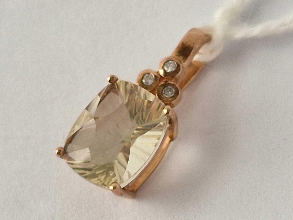 A rose gold three stone diamond and large stone pendant - Image 3 of 4