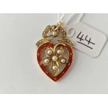 A ANTIQUE ENAMELLED HEART PENDANT WITH PEARLS 15CT GOLD 5.3 GMS
