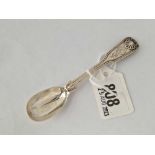 A Victorian fiddle thread and shell mustard spoon, London 1863 by GA, 24 g