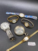 A bag of 5 wristwatches, Pulsar, Timex, Limit, Seiko and Lorus with a P/W case,