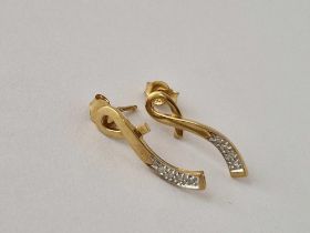 A pair of diamond drop earrings 9ct 1.7 gms