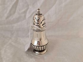 A Small Victorian Caster Half Fluted, 3 3/4" High, London 1888 By Wg, 50G