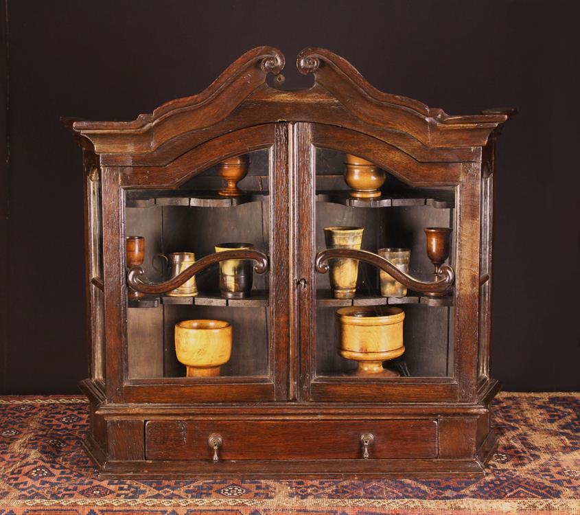 An 18th/19th Century Oak Wall Cupboard. - Image 2 of 2