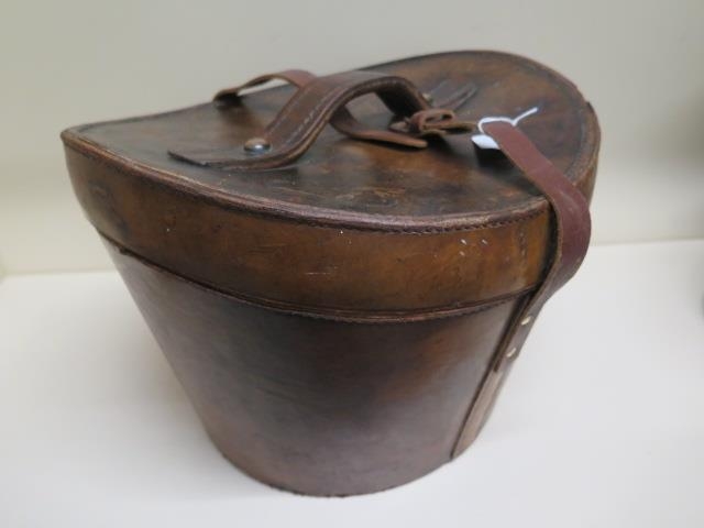 A Victorian leather top hat box with a tall brushed silk top hat - approx size 7 and a collapsible - Image 2 of 8