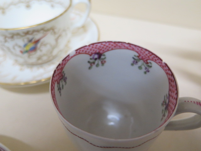 A collection of circa 19th/18th century porcelain tea ware including New Hall, Worcester - some - Image 2 of 4