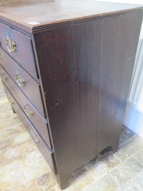 A Georgian oak five drawer chest on bracket feet - Height 93cm x Width 92cm x Depth 51cm - Image 5 of 5