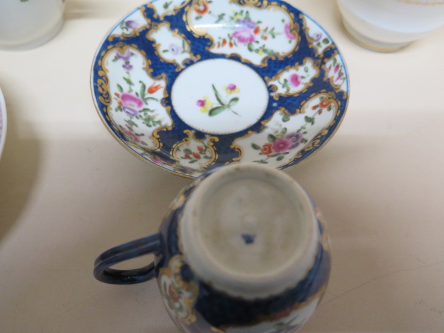 A collection of circa 19th/18th century porcelain tea ware including New Hall, Worcester - some - Image 3 of 4