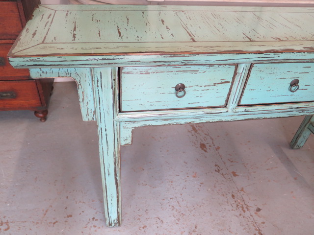 A modern Oriental style hall table with three drawers - Width 163cm x Depth 40cm x Height 86cm - Image 2 of 2