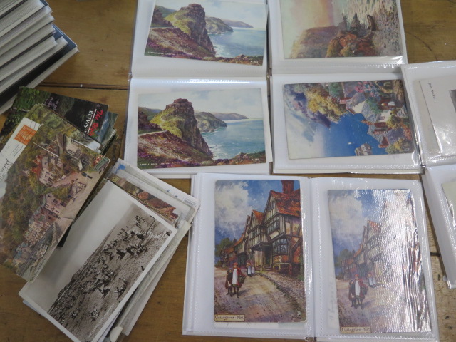 A large collection of Victorian and later postcards in over 70 small folders and albums including - Image 10 of 11