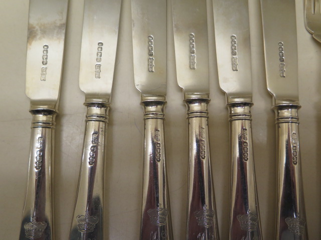 A good six setting silver set of flatware Sheffield 1934/35, O&B Ltd Oliver & Bowen Ltd to include - Image 5 of 10