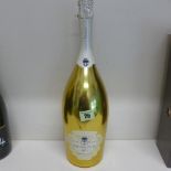 A bottle of Isola Conte Priuli Oro Prosecco - 150cl