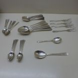 A collection of assorted silver flatware - approx weight 16 troy oz