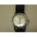 An Omega manual wind Seamaster stainless steel wristwatch - 33mm case - running, glass cracked,