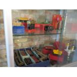 Hornby O Gauge tinplate part boxed train set, three boxed wagons, two boxed signals and a water