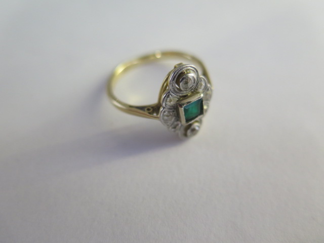 An 18ct yellow gold diamond and emerald ring size L -approx weight 3 grams - head approx 14mm x 10mm - Image 2 of 3