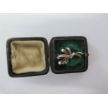 A 9ct yellow gold diamond and pearl bow brooch, approx 25mm x 15mm, good condition, boxed, approx