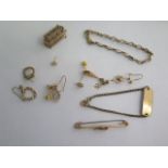 A 9ct gold charm (loop broken), two 9ct bracelets, and a 9ct gold bar brooch with a metal pin, total