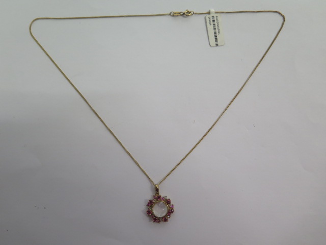 A 9ct yellow gold pink tourmaline pendant - Width 18mm - weight approx 4.6 grams - RRP £404 - ex - Image 2 of 4