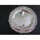 A presentation silver salver Dublin 1818 - Diameter 20cm - approx weight 14 troy oz - good condition