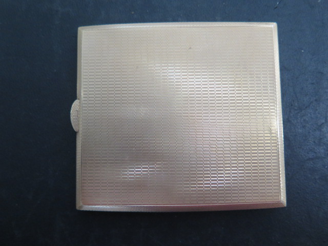A 9ct yellow gold cigarette / card case, approx 121.8 grams, Birmingham 1937, with presentation - Image 6 of 10