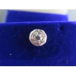 A 14ct white gold diamond tie pin, approx 8mm wide